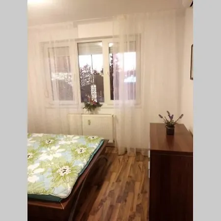 Daire Ultracentral Cathedral