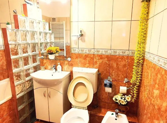 Ultracentral Cathedral